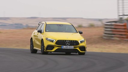 Mercedes-AMG A 45 S 4MATIC+ in Sun yellow Driving Video