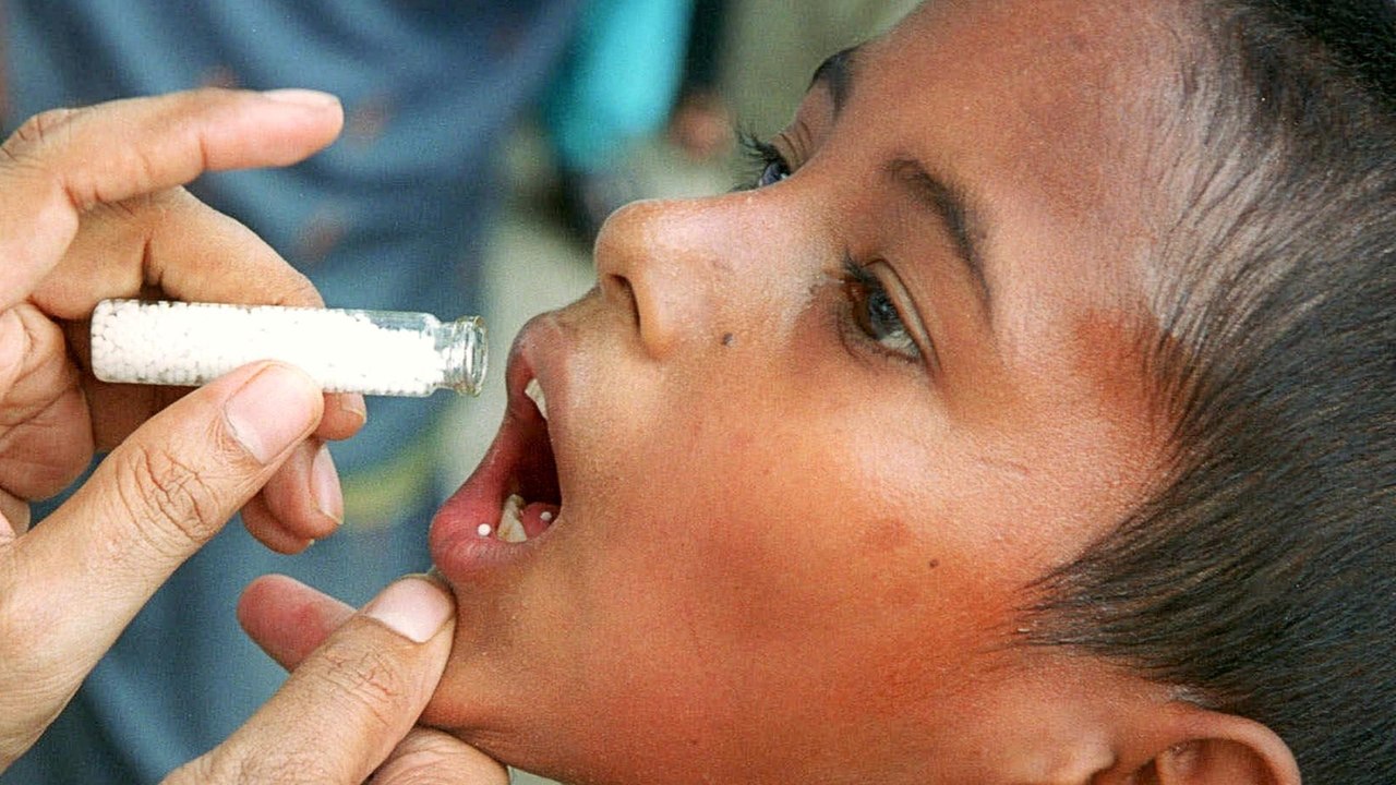 Why is Bangladesh grappling with a record dengue fever outbreak?