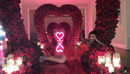 مفاجآت وهدايا تفوق الخيال قدّمها شريك كايلي جينر لها