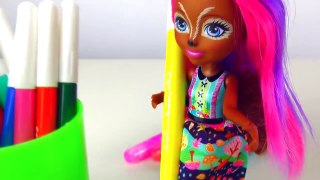 Super Hero Girls Kids Makeup Alisa Draw a toddler doll with Colors Paints Cosplay for Little Heroes