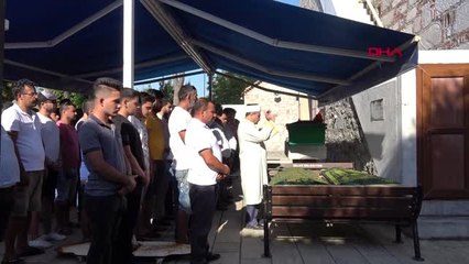 MUĞLA Yemin törenine giderken kazada ölen 3 kişi toprağa verildi