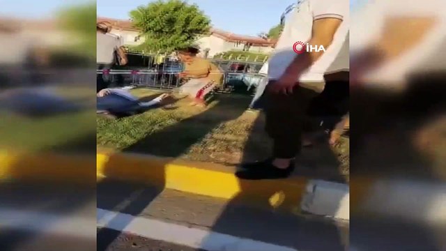 Denizli’de midibüs ile otomobil çarpıştı...Devrilen midibüste çok sayıda yaralı var