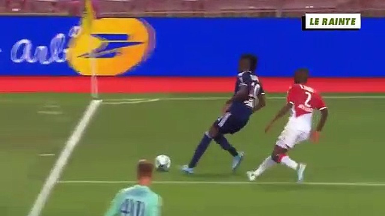 Bertrand Traoré le drible OL - ASMOL