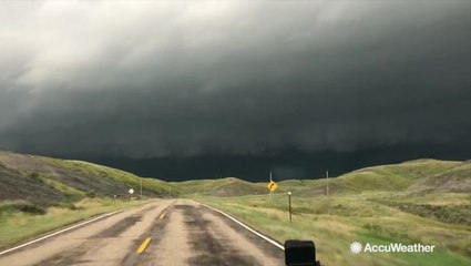 This shelf cloud seems to go on forever