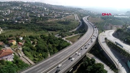 KOCAELİ YOLLARDA BAYRAM TATİLİ YOĞUNLUĞU BAŞLADI