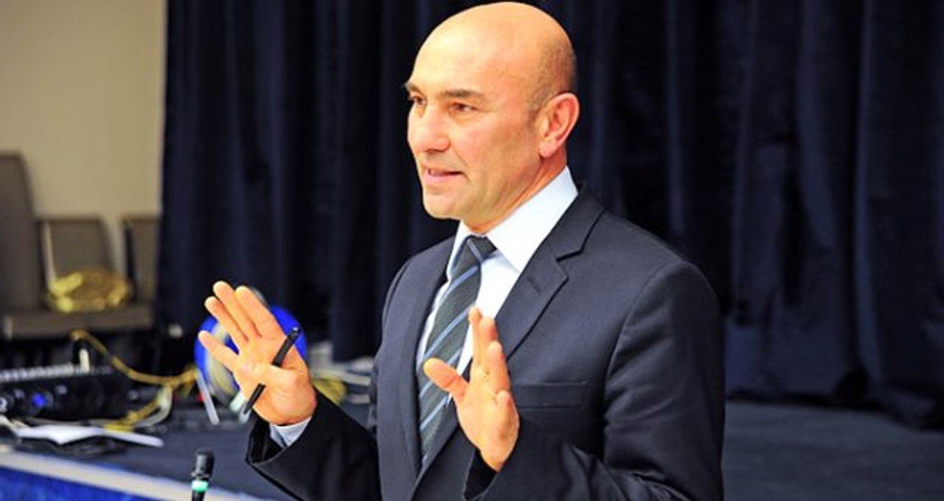 CHP'li İzmir Belediye Başkanı Tunç Soyer, "Çift maaş alıyor" iddialarına cevap verdi