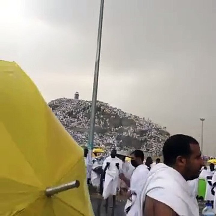 Pèlerinage à la Mecque - Une forte pluie sur Arafat