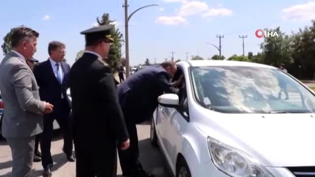 Edirne Valisi Ekrem Canalp: Arka koltuklarda oturan yolcularında emniyet kemeri takmaları son...