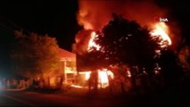 Sinop'ta iki katlı ev alev alev böyle yandı