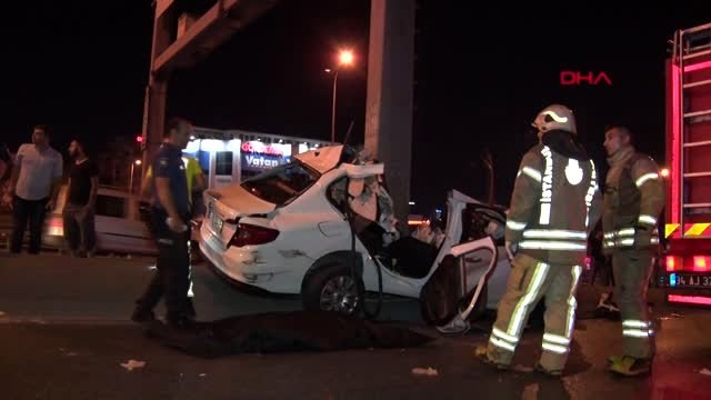 BEYLİKDÜZÜ D-100 KARAYOLU'NDA AYNI YERDE İKİ KAZA: 1 ÖLÜ, 7 YARALI