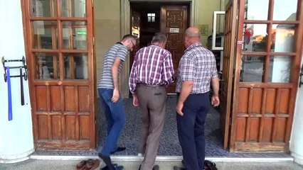 Elazığ'da bayram namazında camiler doldu