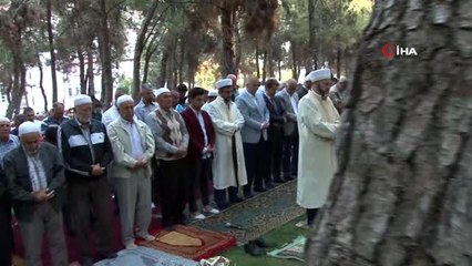 Deprem bölgesinde buruk bayram sevinci