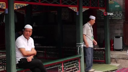 - Pekin'de Müslümanlar Camileri Doldurdu