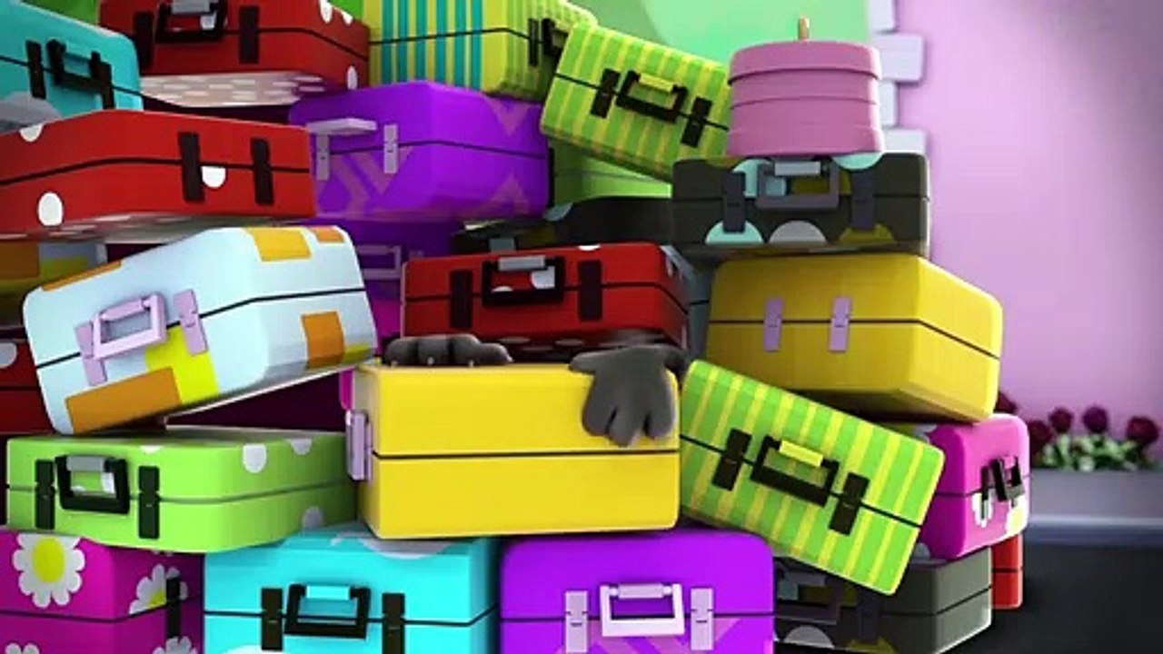 Summer Fun at the Beach with Talking Tom