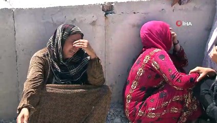 Bayram günü ölen evlada son bakış...Demiryolundan karşıya geçmeye çalışırken tren çarptı