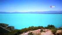 İznik Gölü turkuaz rengiyle görenleri kendine hayran bıraktı