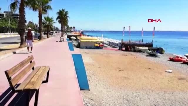 ANTALYA KESİME GÖTÜRÜLEN KURBANLIK SAHİLE KAÇTI