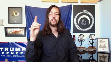 Maryanne Williamson Trolls Sanders Campaign, Hires Fired Former Staffer Robert Becker