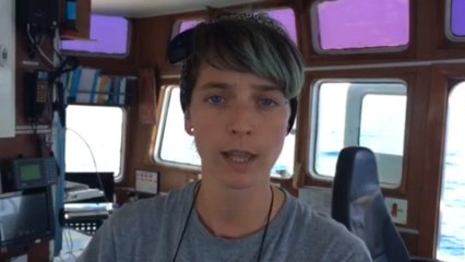 "Cada día que pasa aumenta el sufrimiento de los 160 socorridos"