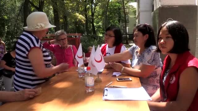 Türk Kızılaydan Kırgızistan'da kurban eti dağıtımı