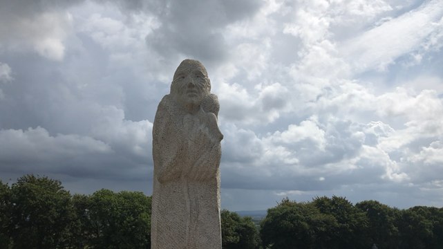Inauguration de Saint Dewi : un Gallois à la Vallée des Saints