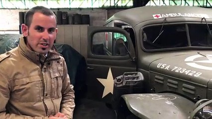 Christophe Cavaleau présente son Dodge cadet 64, une ambulance américaine datant de la Seconde Guerre Mondiale