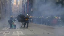 شاهد: تواصل الإحتجاجات في هونغ كونغ والمتظاهرون يعتمدون أساليب جديدة
