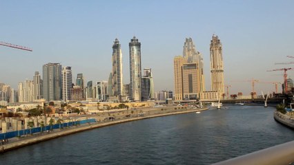 Скачать видео: Dubai cannal  view  | canal  water | Dubai boat .  Dubai cannal view on bride