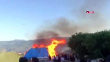 Karabük'te saman balyaları alev alev yandı