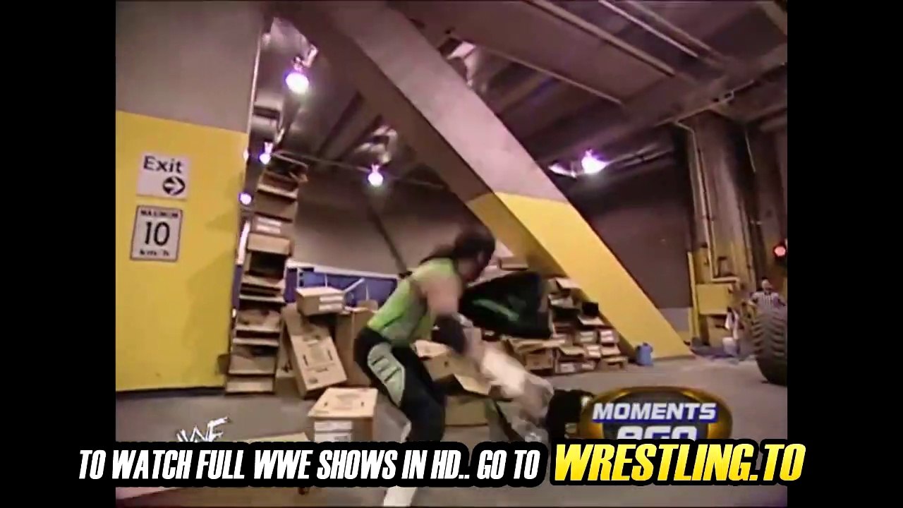 Kurt Angle vs. Kane ( Singles Match ) WrestleMania X8 (2002)