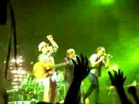 Tryo Arènes de Nimes Mau Guiz Mali