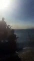 Marmara Adası'ndaki yangın kontrol altına alınamıyor; vatandaşlar teknelerle tahliye ediliyor