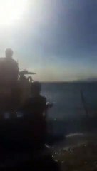 Marmara Adası'ndaki yangın kontrol altına alınamıyor; vatandaşlar teknelerle tahliye ediliyor