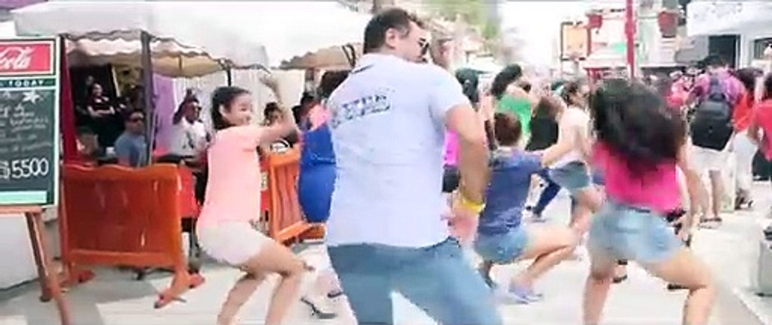 رقص على نغمة الحرمان - عمرو دياب - video Dailymotion