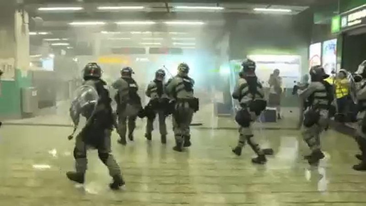 Hongkong: Flughafen streicht Abflüge