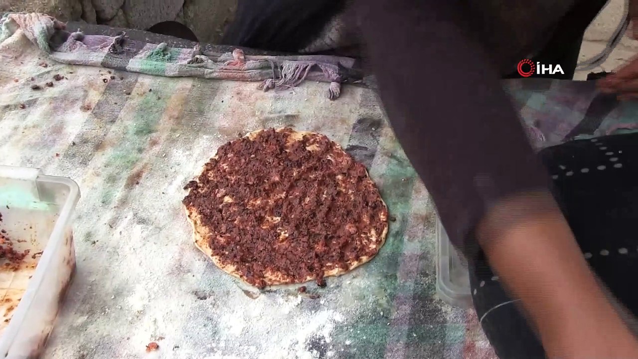 Hatay’ın ünlü tandır ekmeği kadınların gelir kapısı