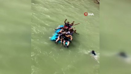 - Zap suyunda köy usulü Rafting