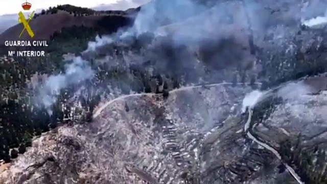 Un millar de personas permanecen desalojadas por incendio de Gran Canaria