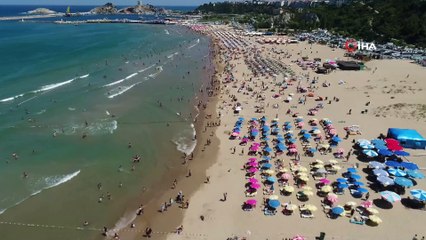 Şile Plajı’ndaki bayram yoğunluğu havadan görüntülendi