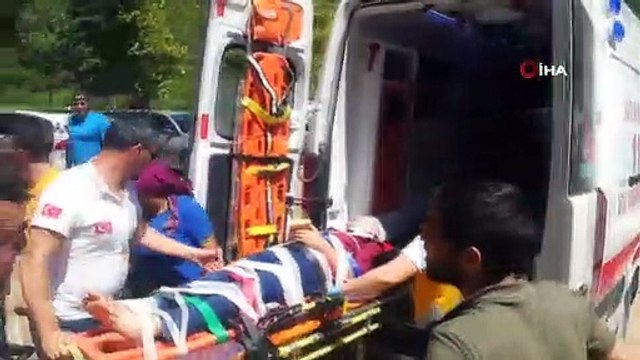 Tabiat parkında kayalıktan düşen genç 1 saatte kurtarılabildi