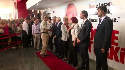 CHP'de bayramlaşma programı düzenlendi