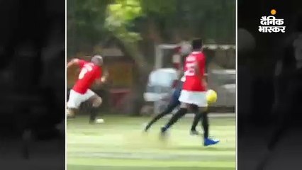 सेलेब्स ने खेला फुटबॉल मैच