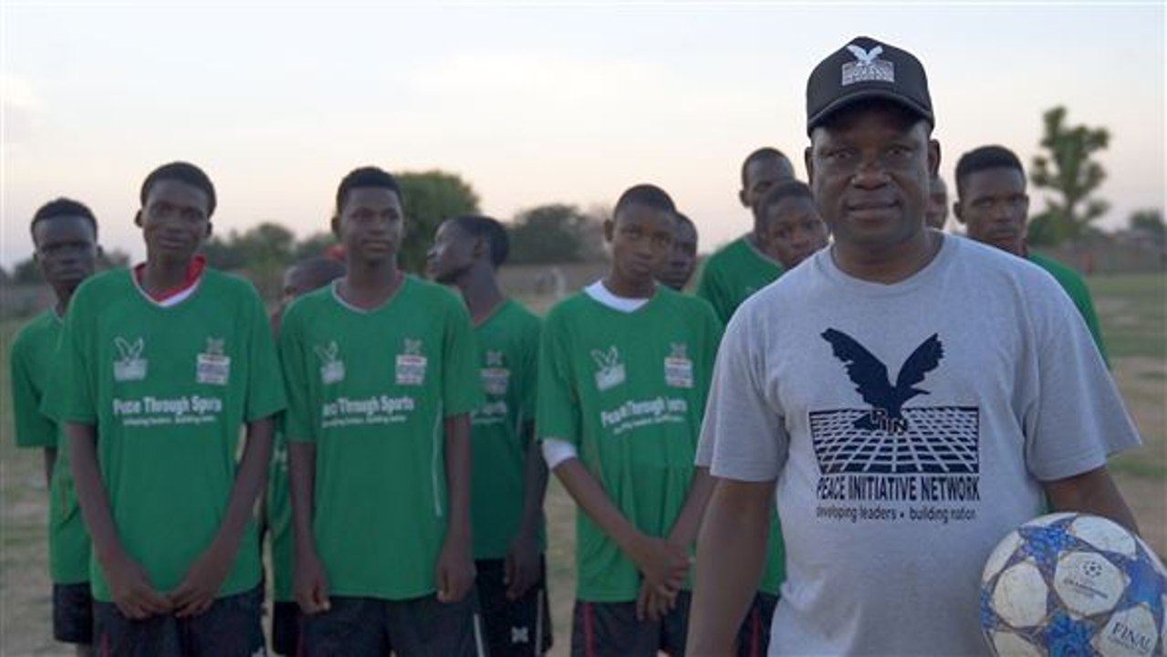 Friedensstifter: wie fußball menschen verbindet