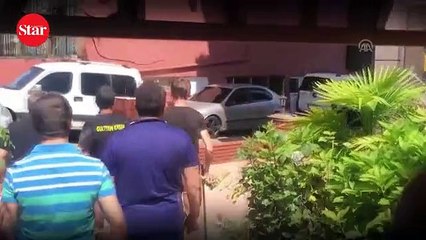 Kaçan boğa şehri karıştırdı!; Birbirine girdiler...İşte o anlar