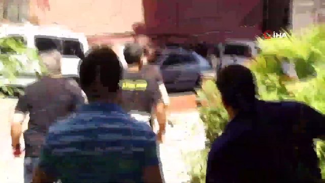 Kaçan Boğa Şehrin Altını Üstüne Getirdi, Vatandaş Tepki Gösterdi
