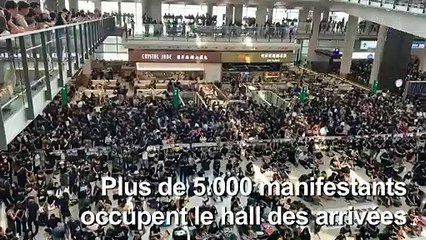 Tous les vols annulés à Hong Kong