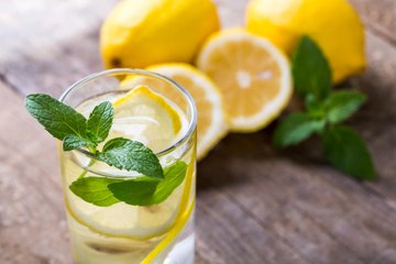 This Italian Lemon-Mint Soda Is Our New Go-To Mixer