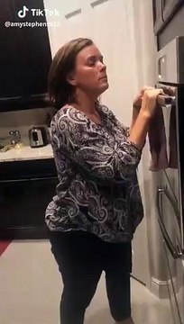 Regardez comment cette maman redonne de la pêche à sa fille