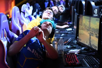 Ninja accuses Twitch of pushing porn on his unused account