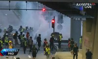 Polisi Tangkapi Demonstran Hong Kong di Stasiun MRT